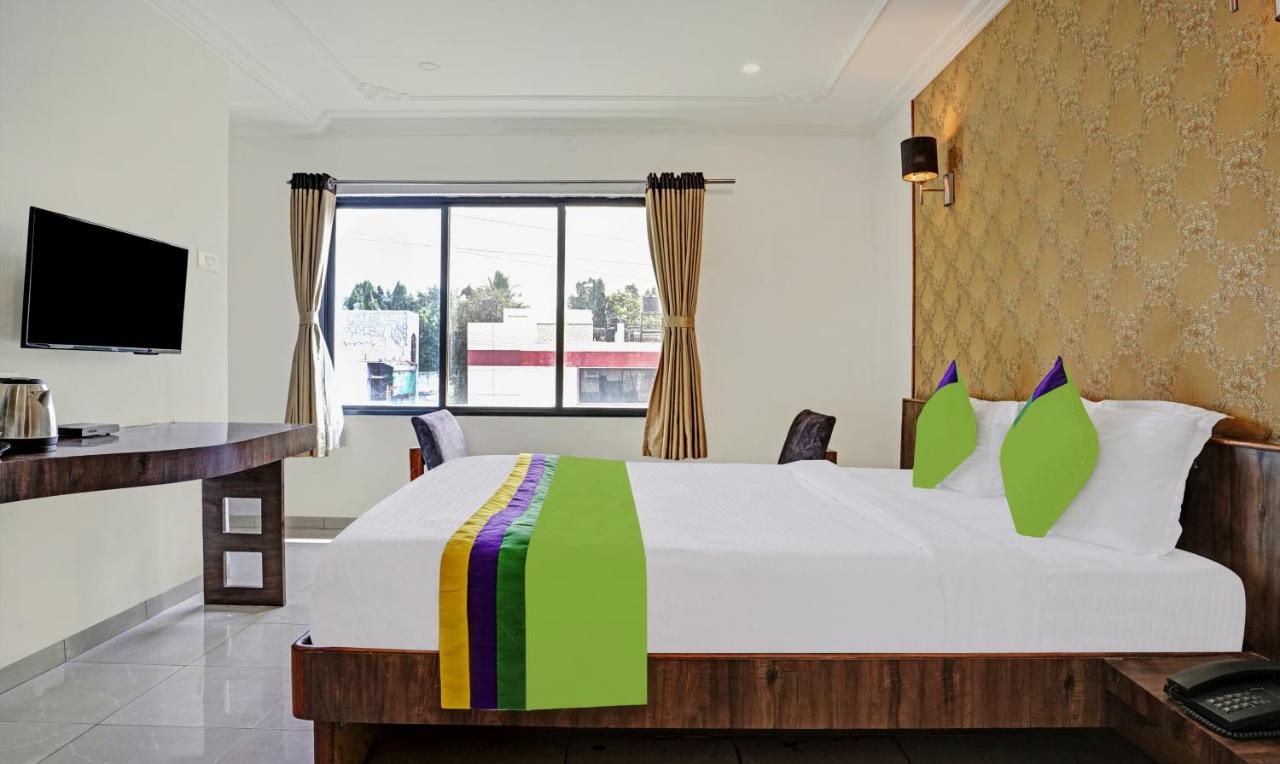 Treebo Varsha Palace Aurangabad  Ngoại thất bức ảnh