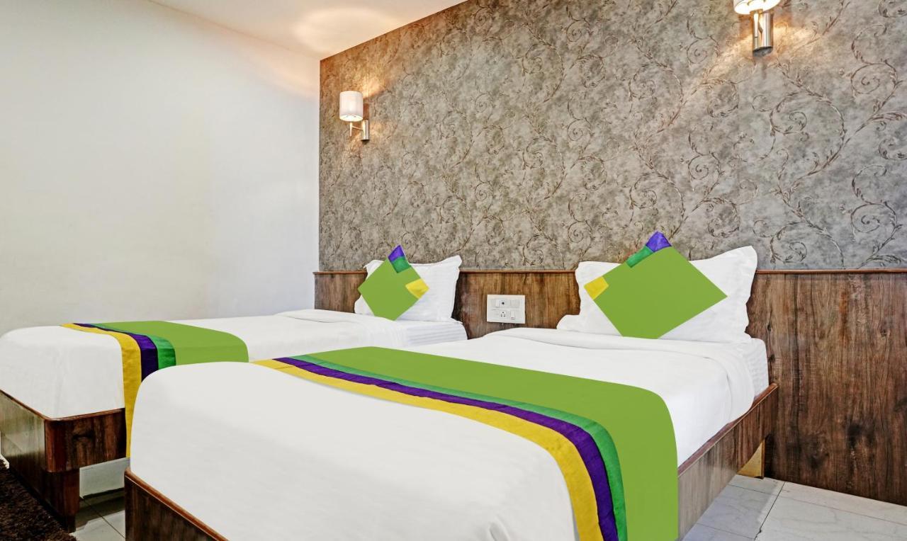 Treebo Varsha Palace Aurangabad  Ngoại thất bức ảnh
