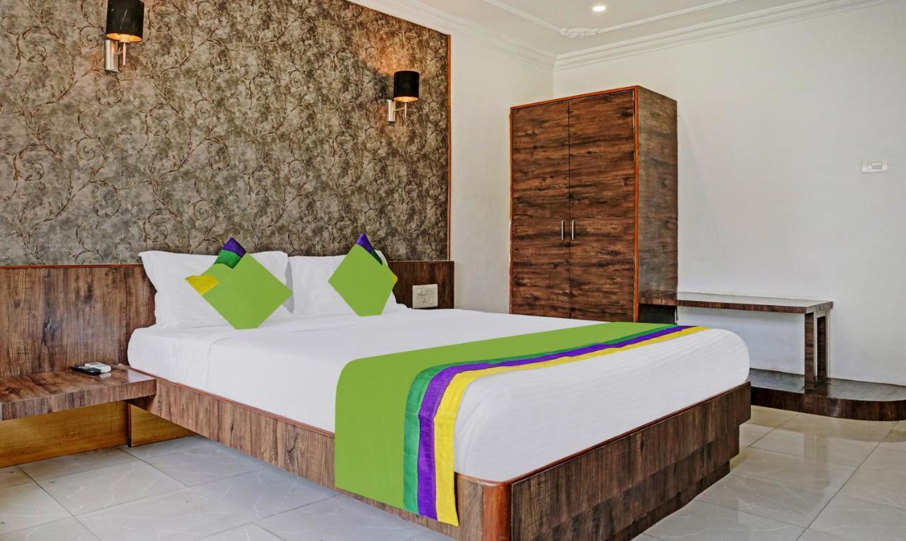 Treebo Varsha Palace Aurangabad  Ngoại thất bức ảnh
