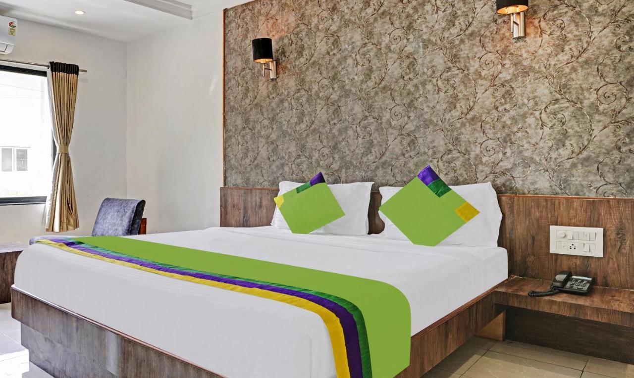 Treebo Varsha Palace Aurangabad  Ngoại thất bức ảnh
