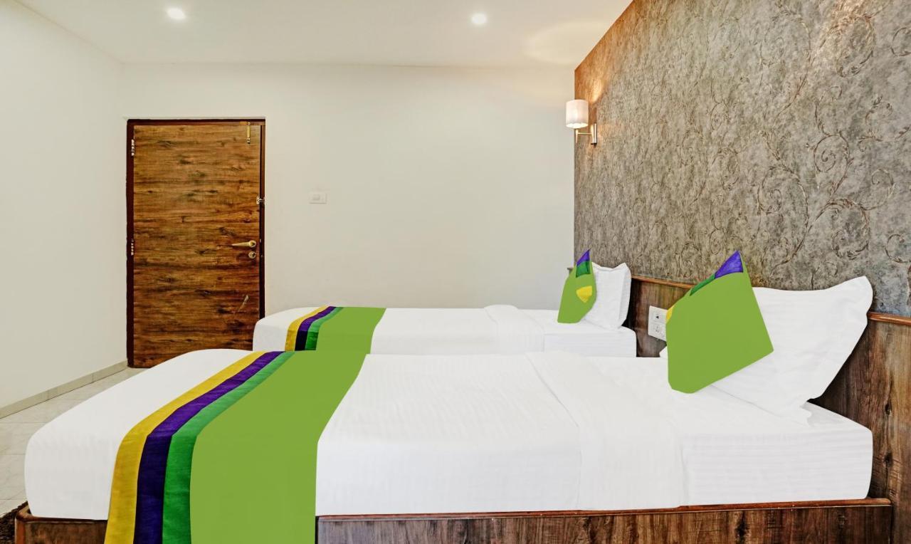 Treebo Varsha Palace Aurangabad  Ngoại thất bức ảnh