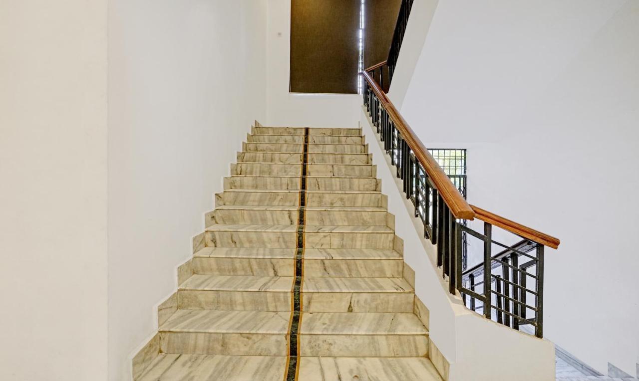 Treebo Varsha Palace Aurangabad  Ngoại thất bức ảnh