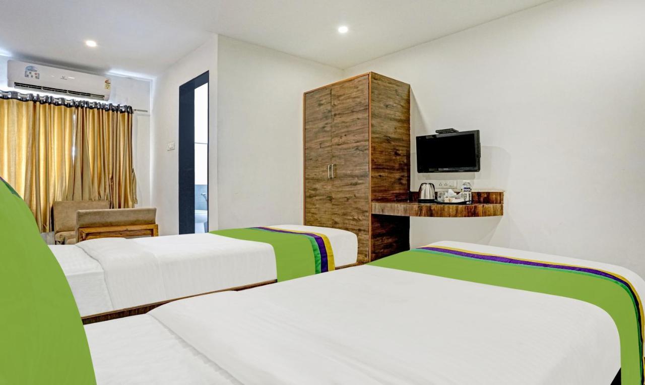 Treebo Varsha Palace Aurangabad  Ngoại thất bức ảnh
